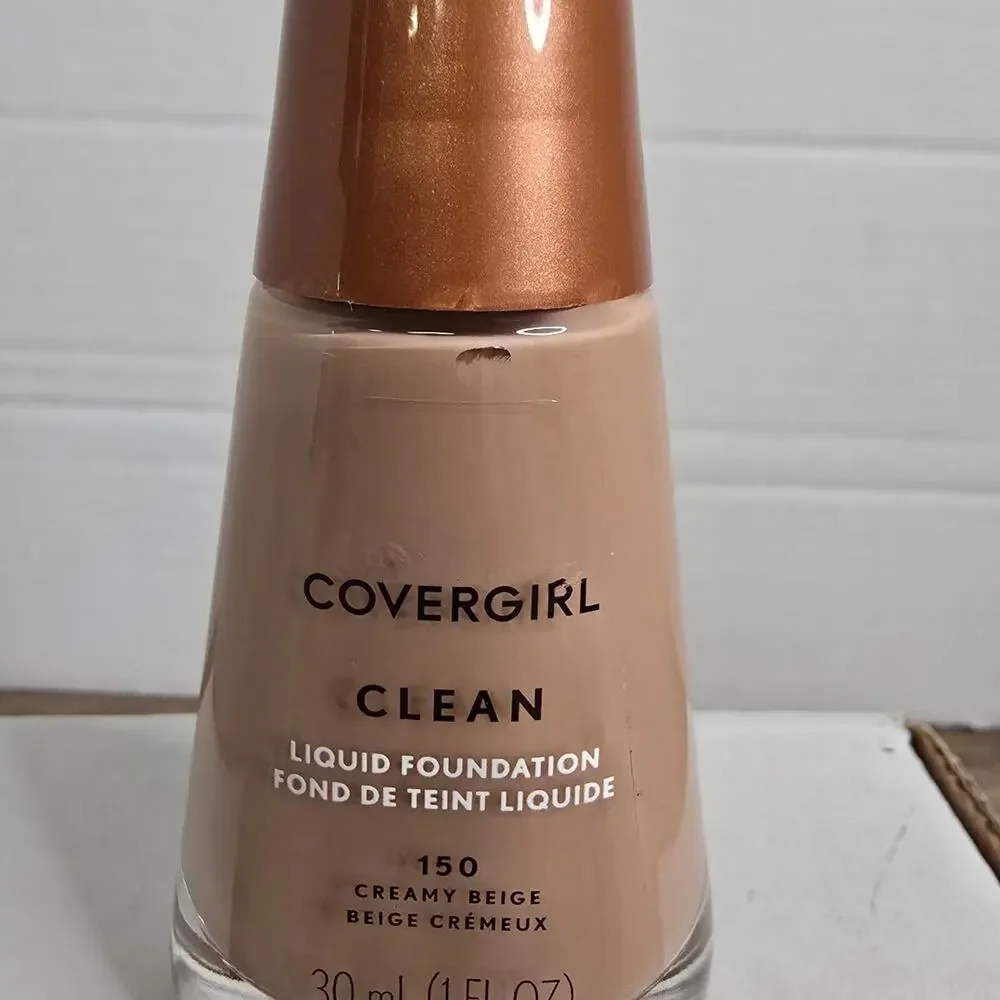 COVERGIRL Clean Makeup Foundation Normal Skin Creamy Beige 150, 1 oz